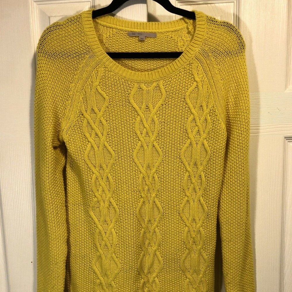 Gap Women's Medium Wool Blend Sweater Yellow